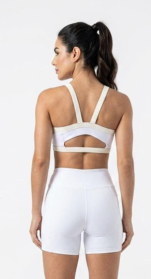 Conjunto Short e Top Training (costas vazadas)